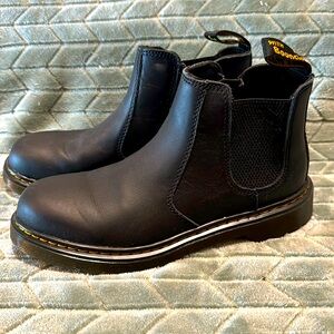 Dr Marten Chelsea boots